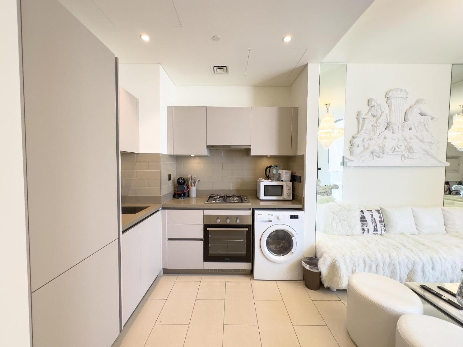 Luxury Designed 1br In Sobha Creek Vistas * Dubai