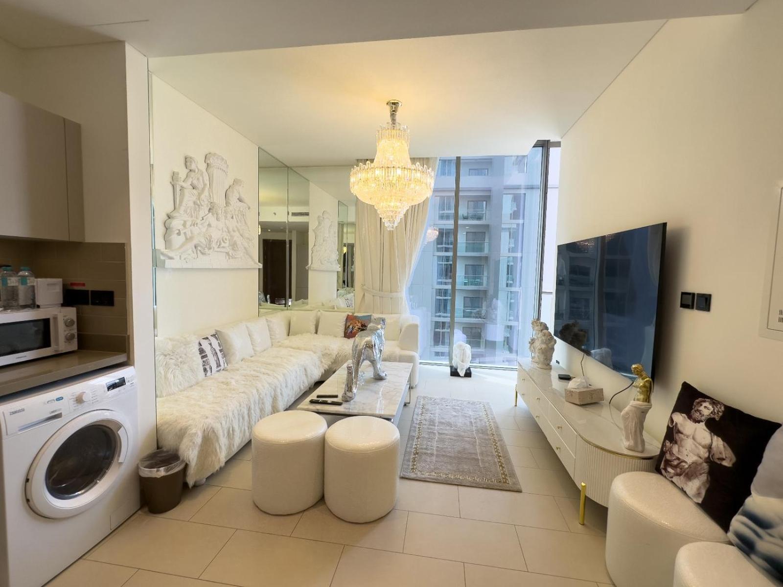 Luxury Designed 1br In Sobha Creek Vistas *